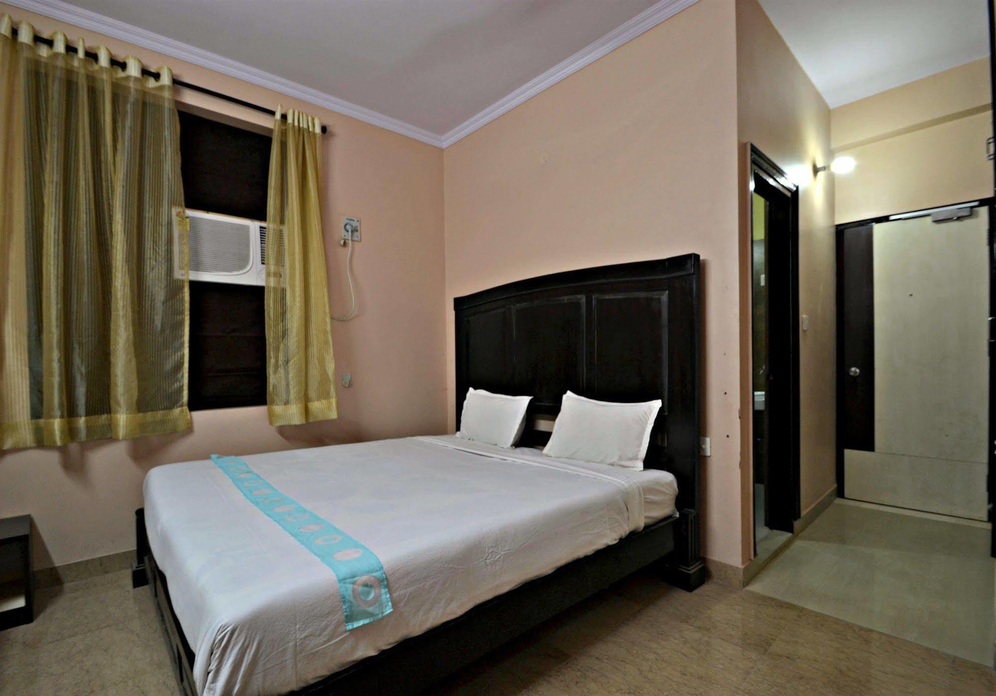 Hotel Ram Singh Palace Jaipur Buitenkant foto