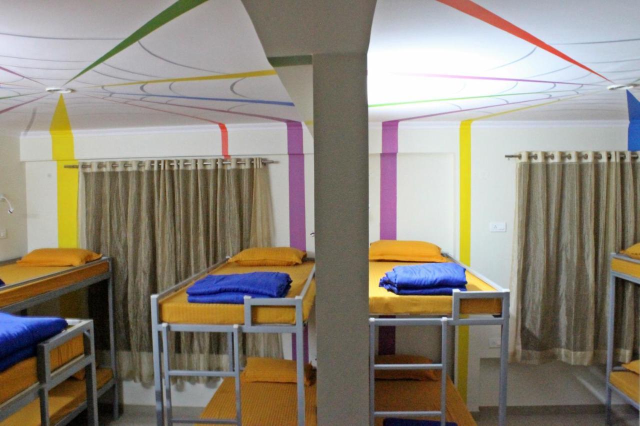 Hotel Ram Singh Palace Jaipur Buitenkant foto